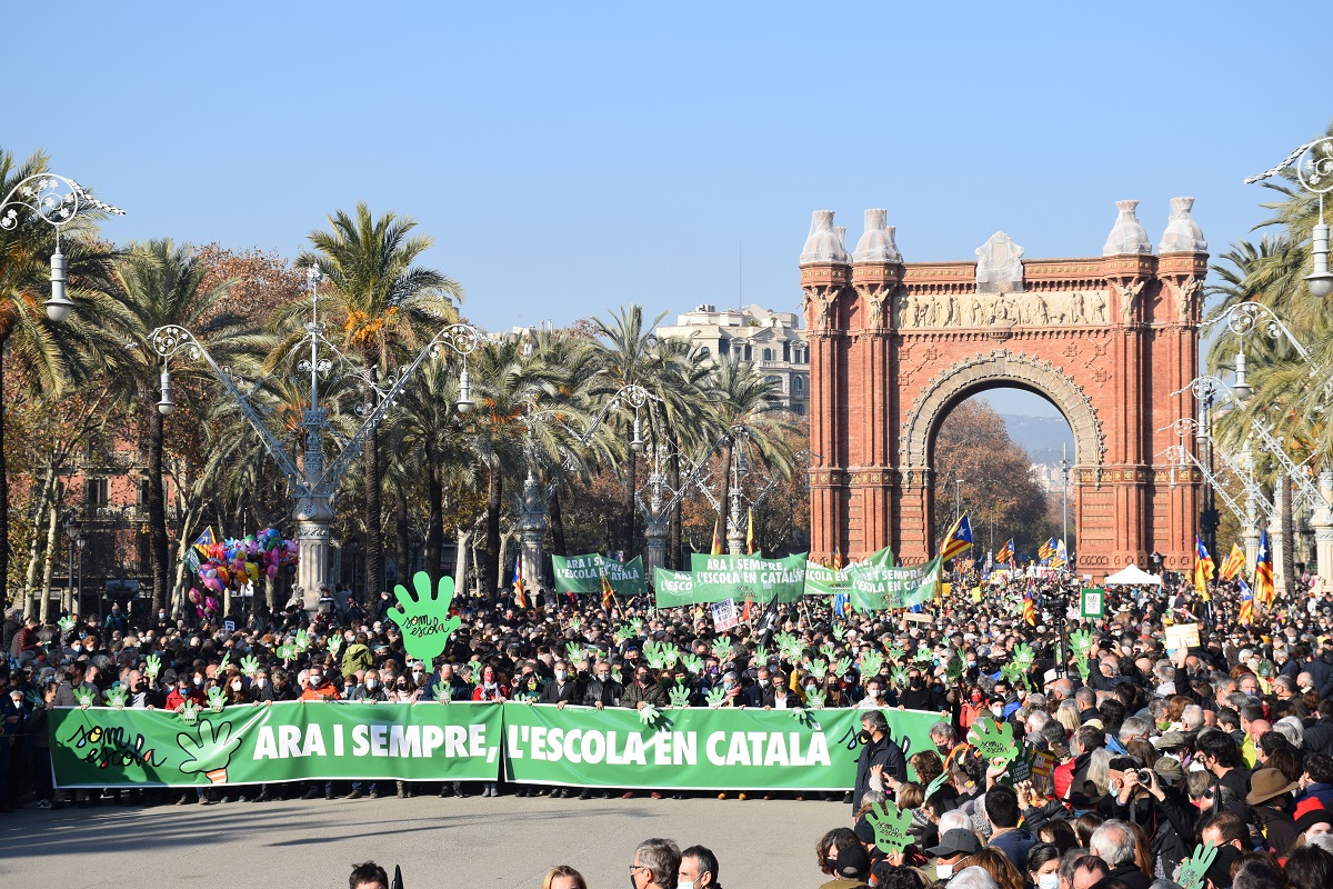 Cal una doble xarxa escolar a Catalunya?