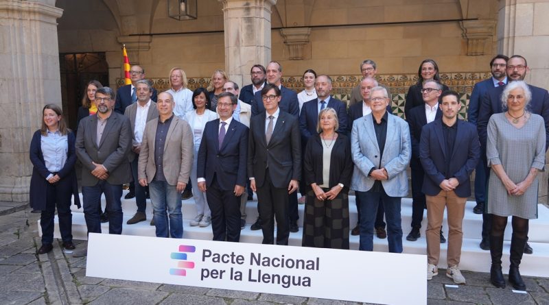 El Pacte Nacional per la Llengua es rubrica amb un ampli consens social